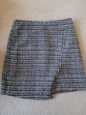 Contemporaine Tweed Skirt